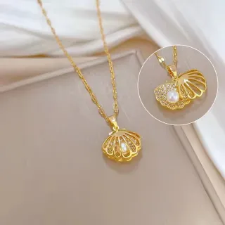 Fashionable Shell Pearl Golden Necklace 